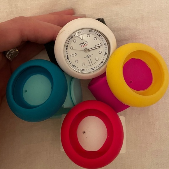 TKO Watch - Picture 2 of 3